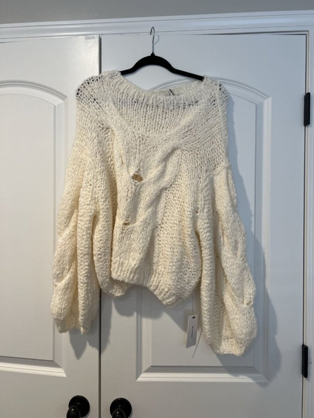 SOLD OUT ONLINE BNWT Rumored Nonna Sweater in Ivory - Size M/L - Picture 2 of 2